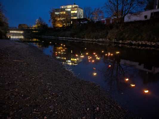 Gedenkveranstaltung für Femizide – Solidarität, die sichtbar wird